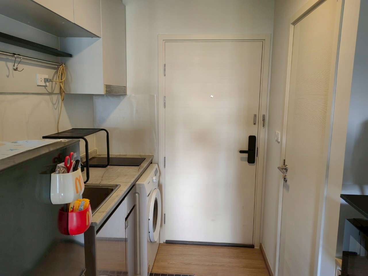 ให้เช่าคอนโด Quintara MHy'ZEN Phrom Phong (ควินทารา มาย'เซน พร้อมพงษ์) โซน รถไฟฟ้า BTS พร้อมพงษ์ ห้องแบบ Studio / 1ห้องน้ำ / โซนครัวปิด ขนาดห้อง 22 ตรม. ชั้น 5 ตึก B