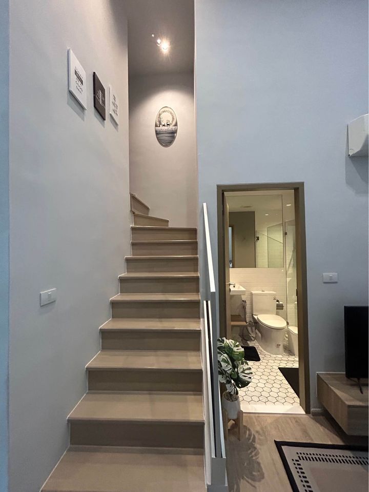 ปล่อยเช่าคอนโด Altitude Unicorn Sathorn-Tha Phra (อัลติจูด ยูนิคอร์น สาทร-ท่าพระ) - Duplex 2ห้องนอน 1ห้องน้ำ 1ห้องนั่งเล่น - ใกล้ BTS ตลาดพลู / เดอะมอลล์ท่าพระ - ขนาดห้อง 39.50 ตรม. ชั้น 21