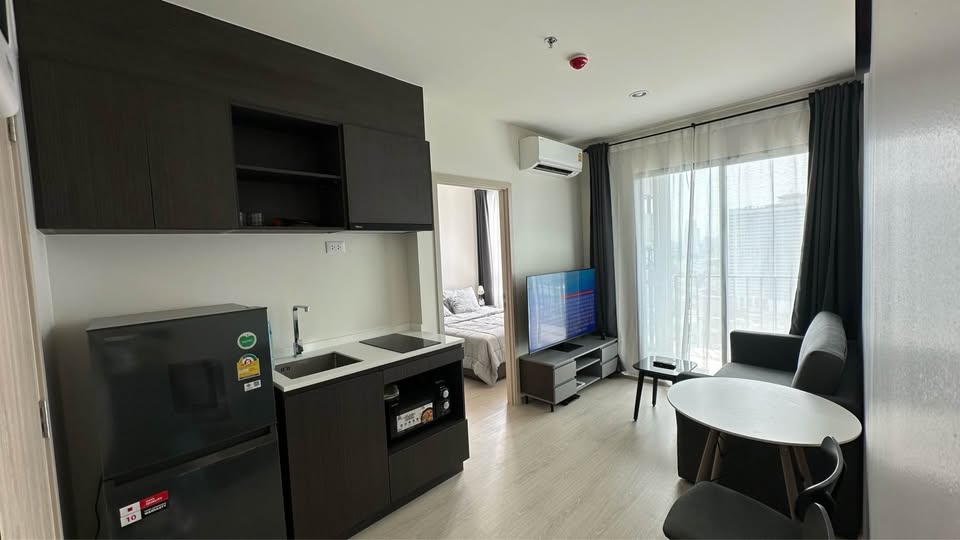 ให้เช่าคอนโด Nue Noble Ratchada-Lat Phrao (นิว โนเบิล รัชดา - ลาดพร้าว) High Rise โซนพื้นที่ MRT ลาดพร้าว 📍 ห้องแบบ 1ห้องนอน / 1ห้องน้ำ · ขนาดห้อง 26 ตรม. ชั้น 24