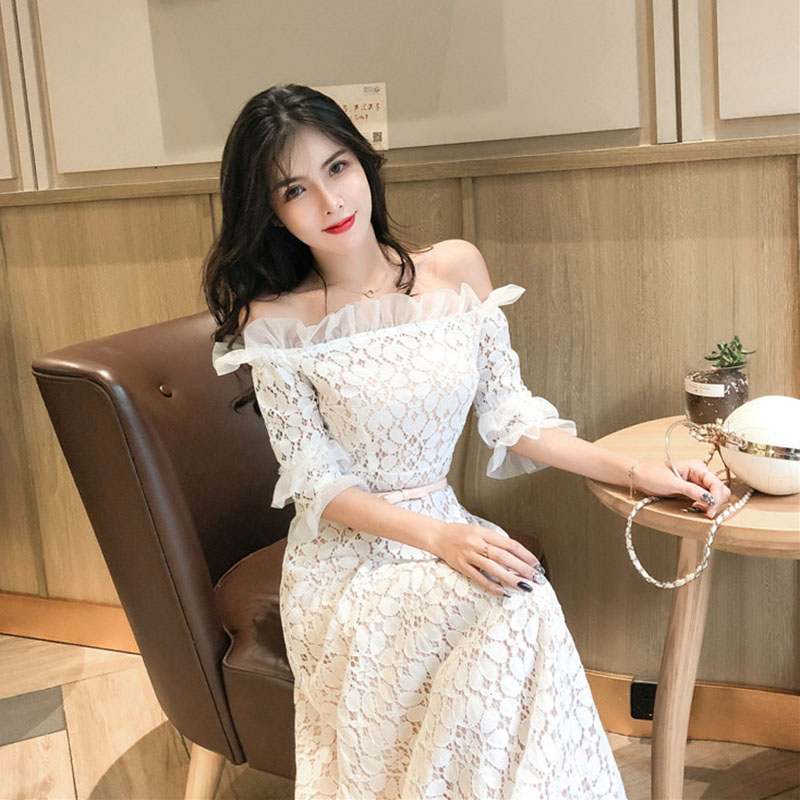 kudapy เดรสยาวสีขาว ลูกไม้ปาดไหล่แต่งมุ้งฟรุ้งฟริ้ง ออกงาน ใส่สบายสวยดูดี