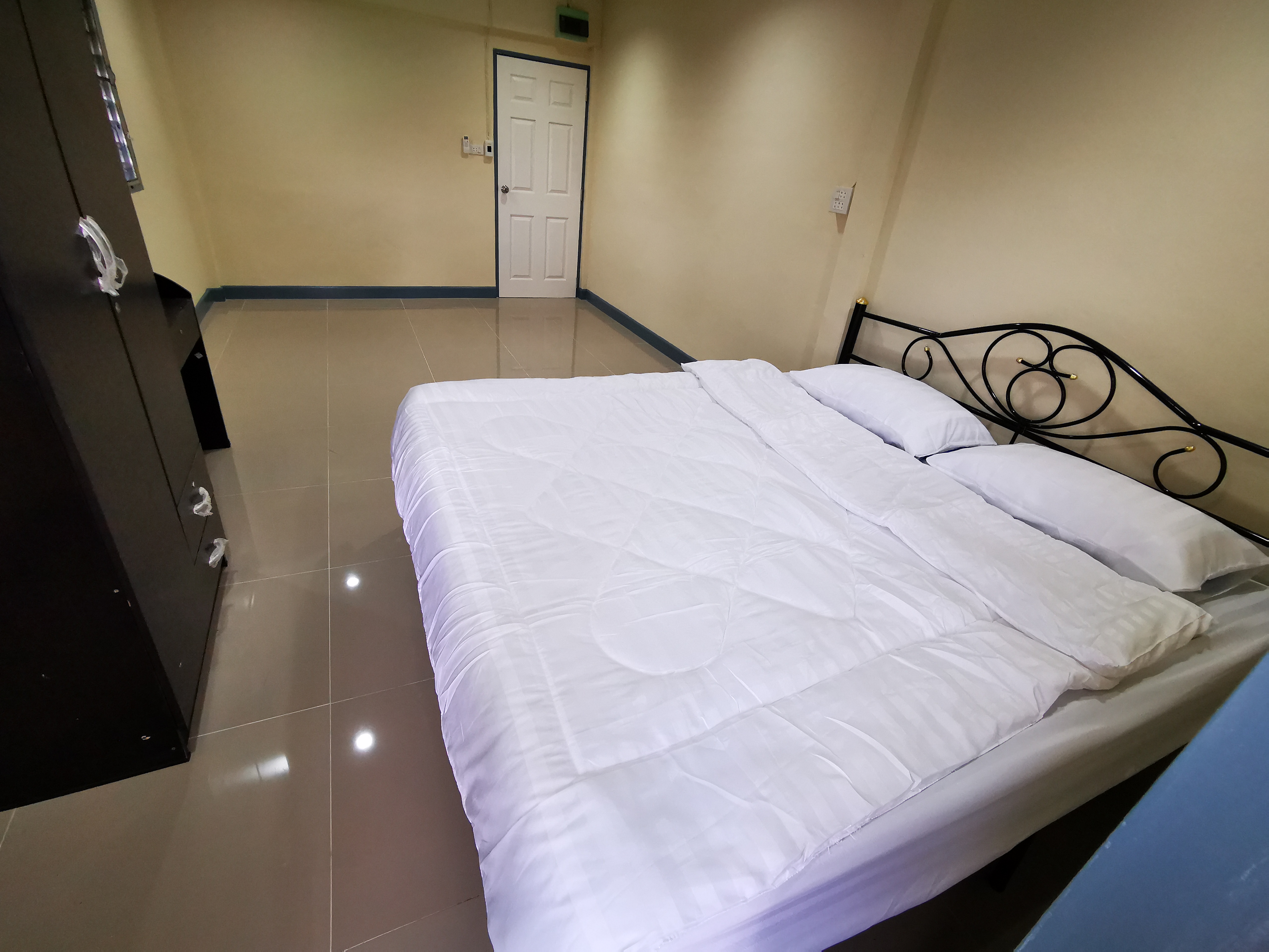 Nirun Condominium BTS Bangchak Fully Furnished Air Condition Furniture