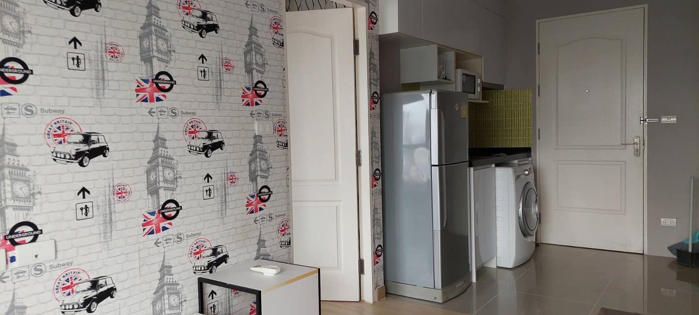 ให้เช่าห้องน่าอยู่ตกแต่งพร้อมมีเครื่องซักผ้า สอบถามแอด Line ID : Smile-easy ที่ แบงค์คอก ฮอไรซอน รัชดา-ท่าพระ