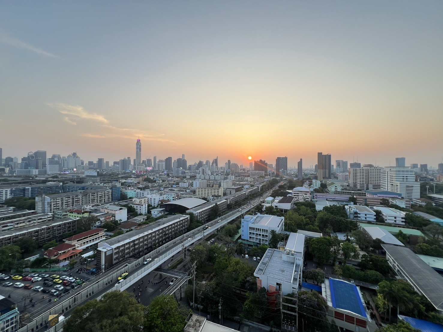 สนใจชมห้องติดต่อได้เลย Line ID: Smile-easy ปล่อยเช่าคอนโด Casa Condo Asoke - Dindaeng (คาซ่า คอนโด อโศก - ดินแดง) - Studio 1ห้องน้ำ - ใกล้ MRT พระราม 9 BTS อนุเสาวรีย์ - ขนาดห้อง 27 ตรม. ชั้น 23