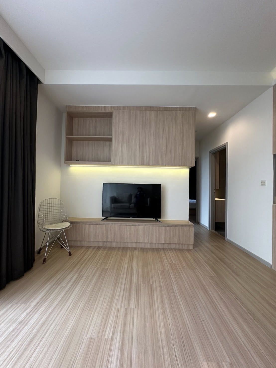 คอนโด M Jatujak (เอ็ม จตุจักร) High Rise โซนพื้นที่ BTS หมอชิต MRT จตุจักร ให้เช่าห้องแบบ 2ห้องนอน 2ห้องน้ำ ขนาดห้อง 56 ตรม. ชั้น 11 ตึก A