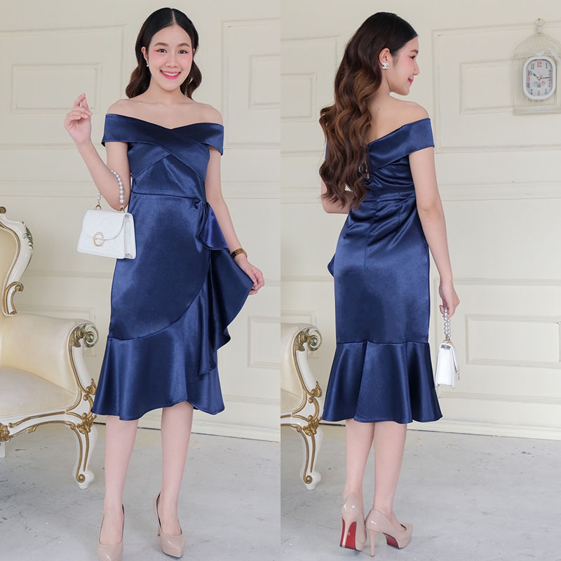 kudapy เดรสสั้นสีกรมท่า/สีเทา/สีเขียว/สีชมพู /สีแดง/สีส้มอิฐ เปิดบ่าสั้น ดีเทลอกไขว้ เปิดบ่า ผ้าดัชเชสอัดกาว กระโปรงจีบระบายหางปลา หวานๆ ซิปหลัง