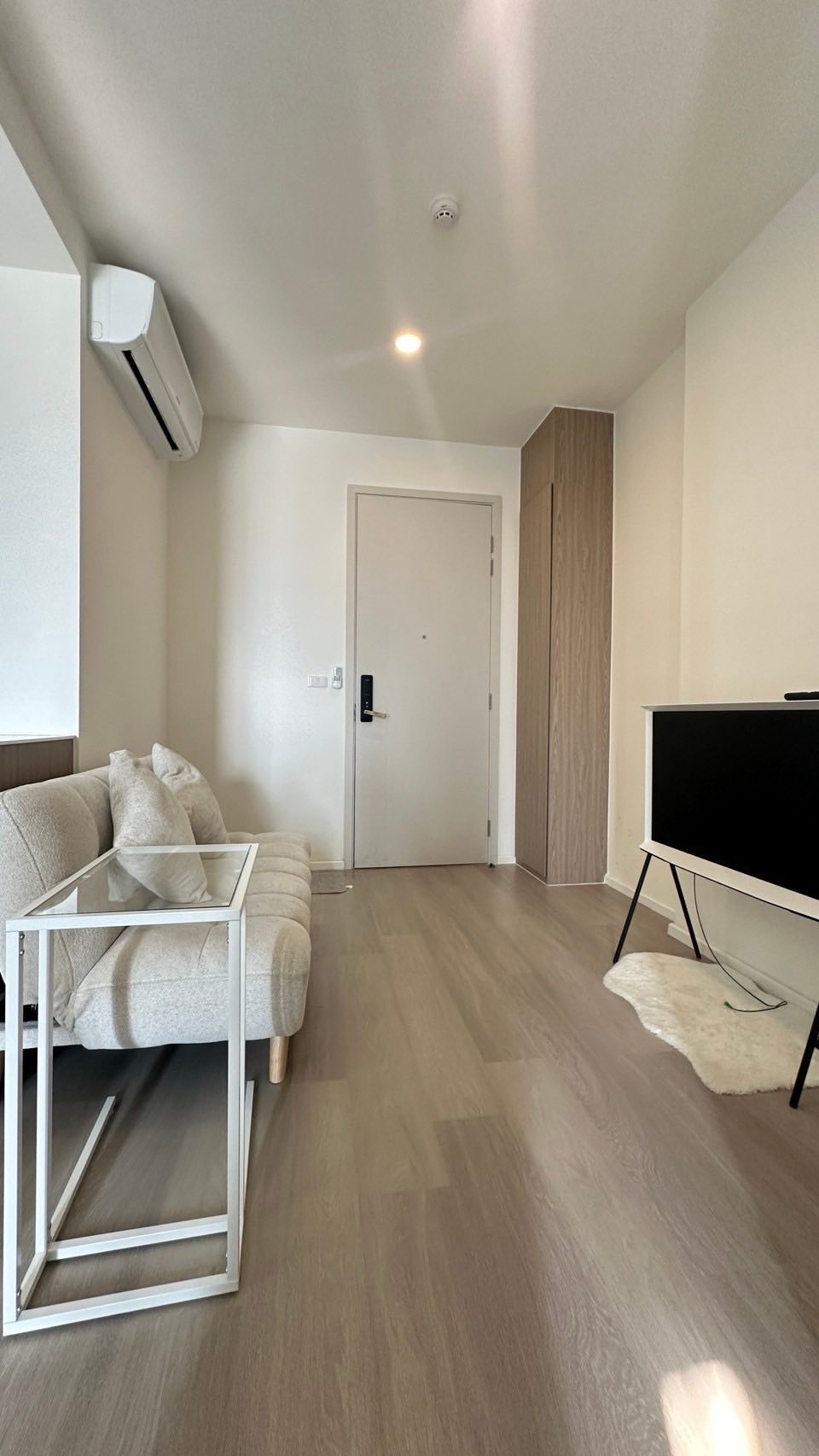 ให้เช่าห้องแบบ 1ห้องนอน 1ห้องน้ำ โซนพื้นที่ MRT บางพลัด คอนโด De LAPIS Charan 81 (เดอ ลาพิส จรัญ 81) High Low Rise ขนาดห้อง 35 ตรม. ชั้น 28