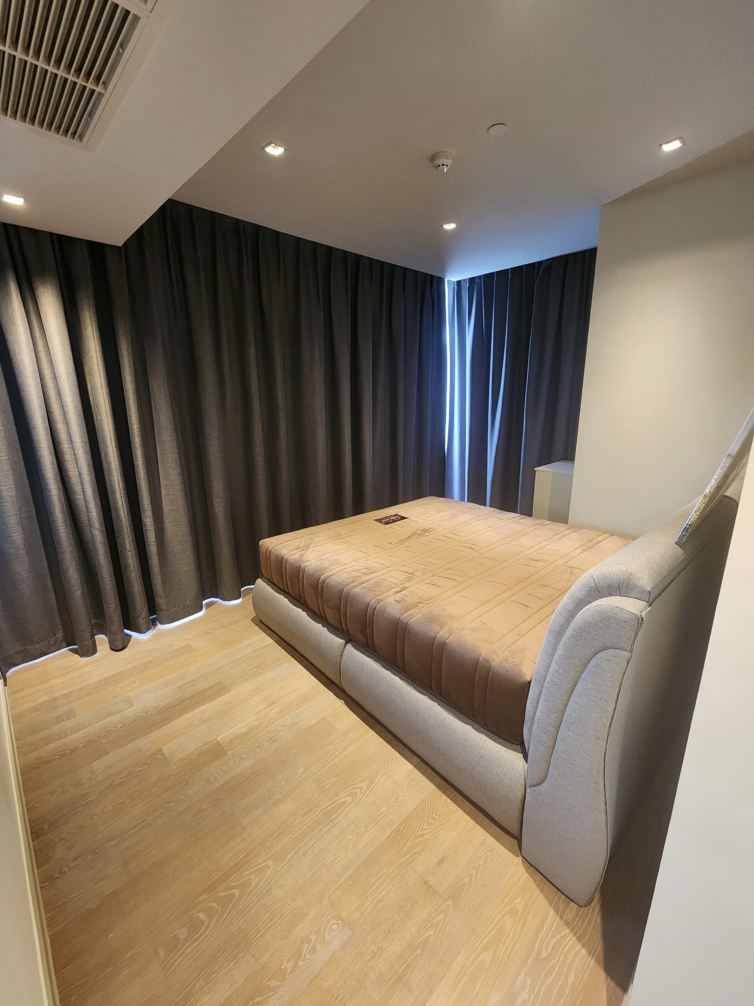 ปล่อยเช่าคอนโด Ashton Silom (แอชตัน สีลม) - ห้องใหม่ 2ห้องนอน 2ห้องน้ำ 1ห้องนั่งเล่น - ใกล้ BTS ช่องนนทรี - ขนาดห้อง 86 ตรม. ชั้น 12