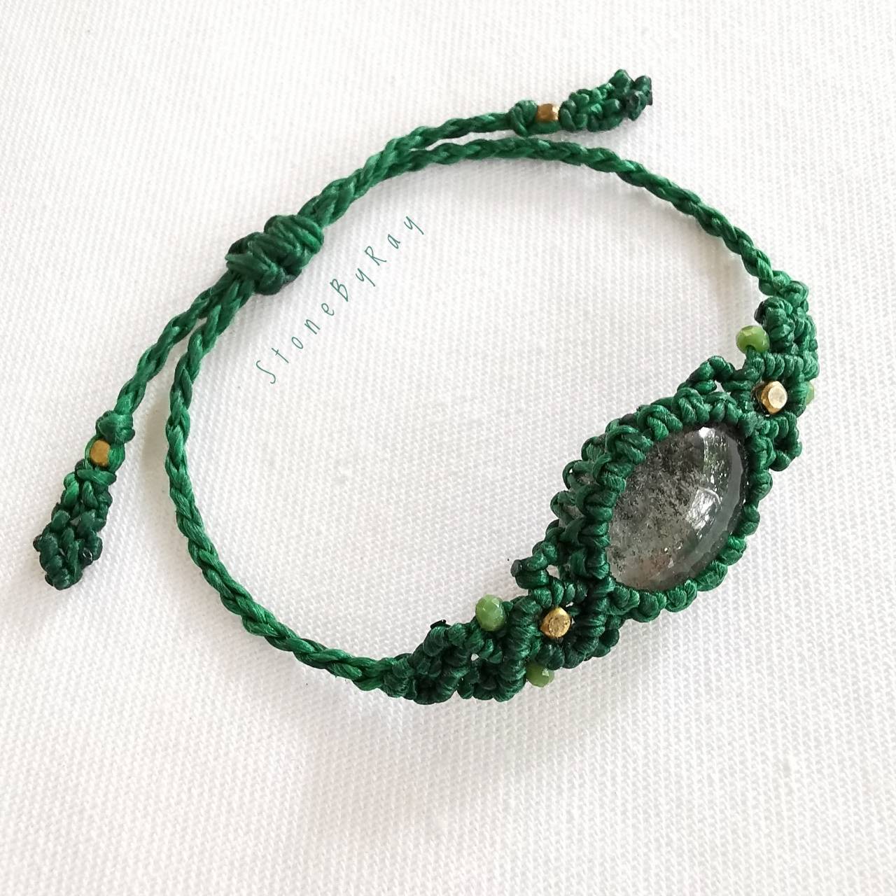 สร้อยข้อมือเชือกถักหินโป่งข่าม