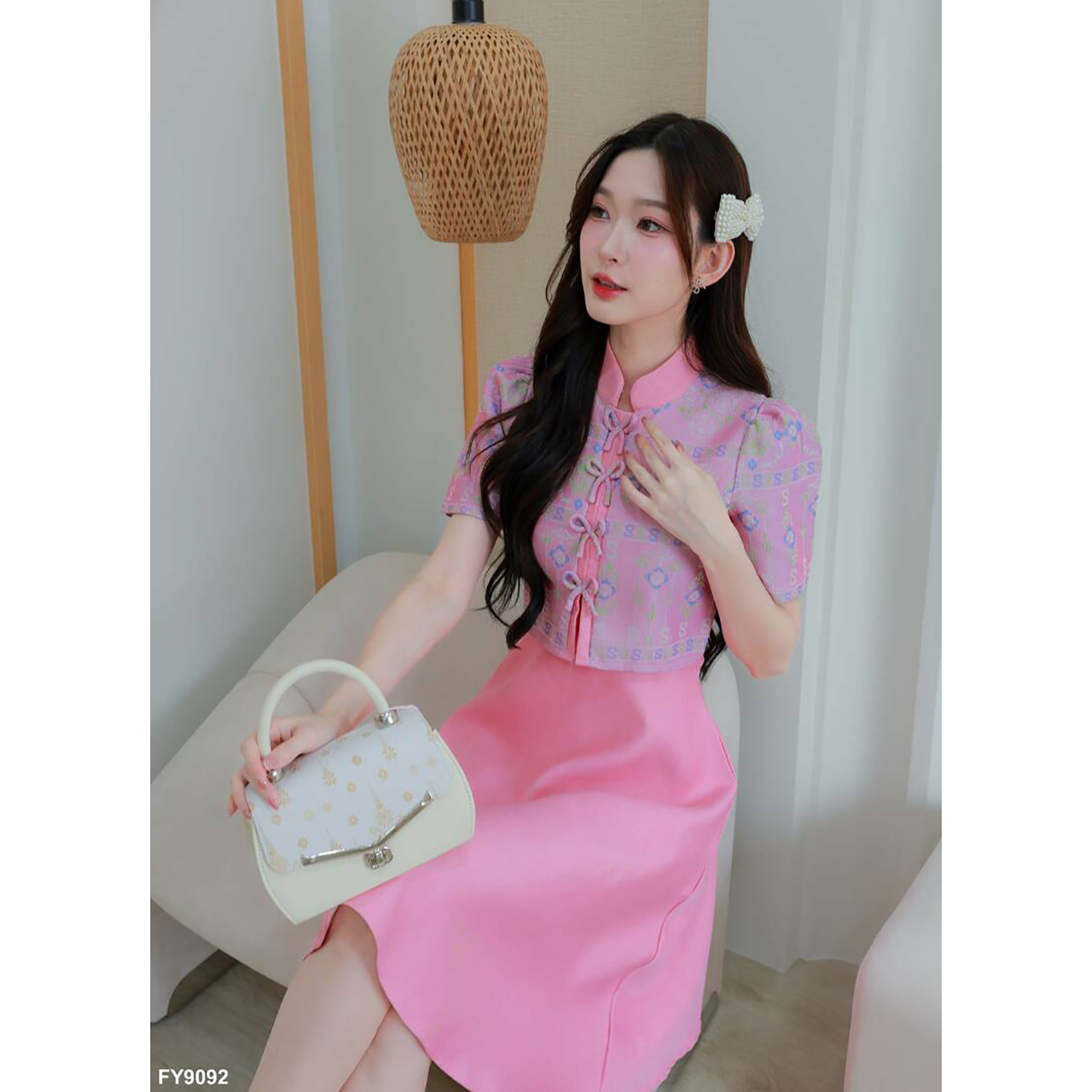 kudapy เดรสสั้นสีชมพู/สีม่วง เสื้อคอจีนแขนตุ๊กตากระดุมโบว์