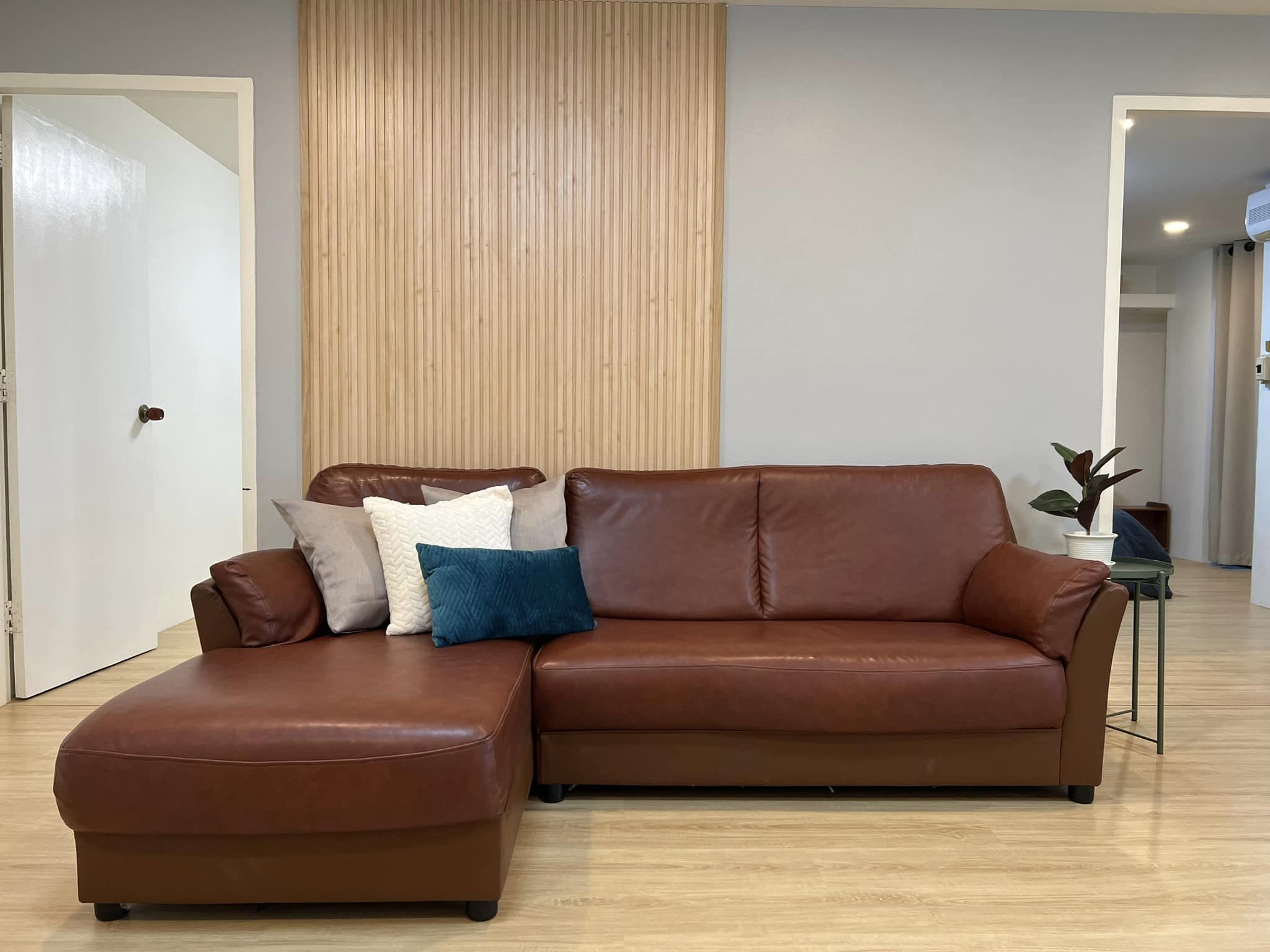 ปล่อยเช่าคอนโด Pratunam Prestige (ประตูน้ำ เพรสตีจ) - 2ห้องนอน 1ห้องนั่งเล่น 2ห้องน้ำ - ใกล้ BTS ราชเทวี/Central World - ขนาดห้อง 64 ตรม. ชั้น 22