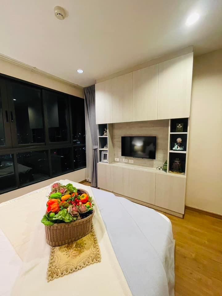 สนใจชมห้องติดต่อได้เลย Line ID: Smile-easy ปล่อยเช่าคอนโด The Tree Rio Bang-Aor (เดอะ ทรี ริโอ บาง-อ้อ) - 2ห้องนอน 2ห้องน้ำ 1ห้องนั่งเล่น - ใกล้ MRT บางอ้อ - ขนาดห้อง 62 ตรม. ชั้น 29 จอดรถได้ 1 คัน