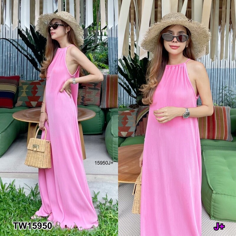 kudapy ดรสยาวสายเดี่ยวสีชมพู ฟ้า กรมท่า ( ปรับสายได้ ) เนื้อผ้าอัดพลีท ยาวมากและขยายได้ใหญ่มากแม่ เหมาะกับสาวๆทุกไซส์เลยจ้า