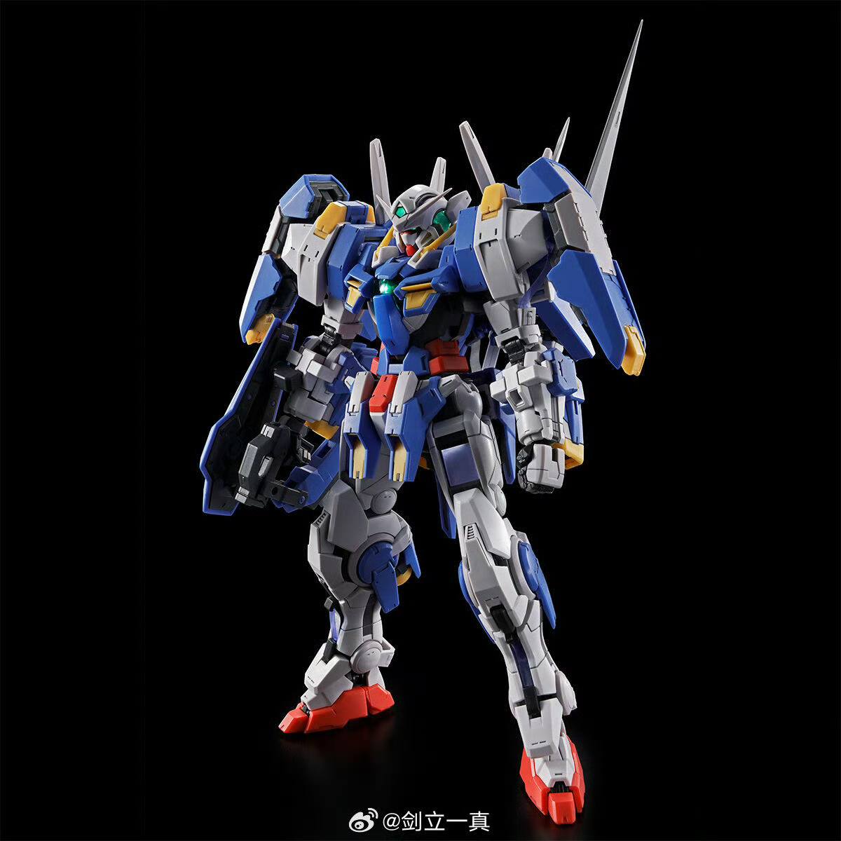 Bandai 4573102686077 p bandai rg avalanche exia
