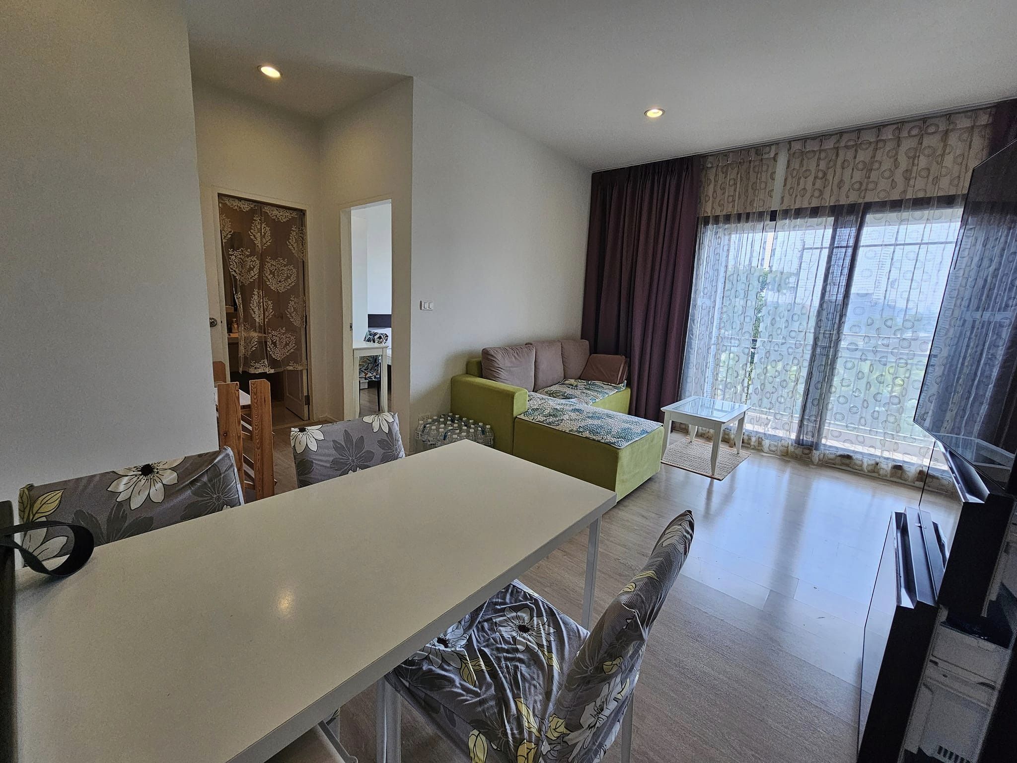 ปล่อยเช่าคอนโด S1 Rama 9 (เอส วัน พระราม 9) - 2ห้องนอน 2ห้องน้ำ 1ห้องนั่งเล่น - ใกล้ เดอะไนน์เซ็นเตอร์ พระราม 9 - ขนาดห้อง 65 ตรม. ชั้น 4 ตึก B