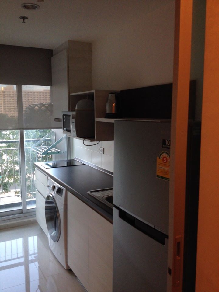 ขาย Life Ratchadapisek (ไลฟ์ รัชดาภิเษก) ฟรีภาษีโอน