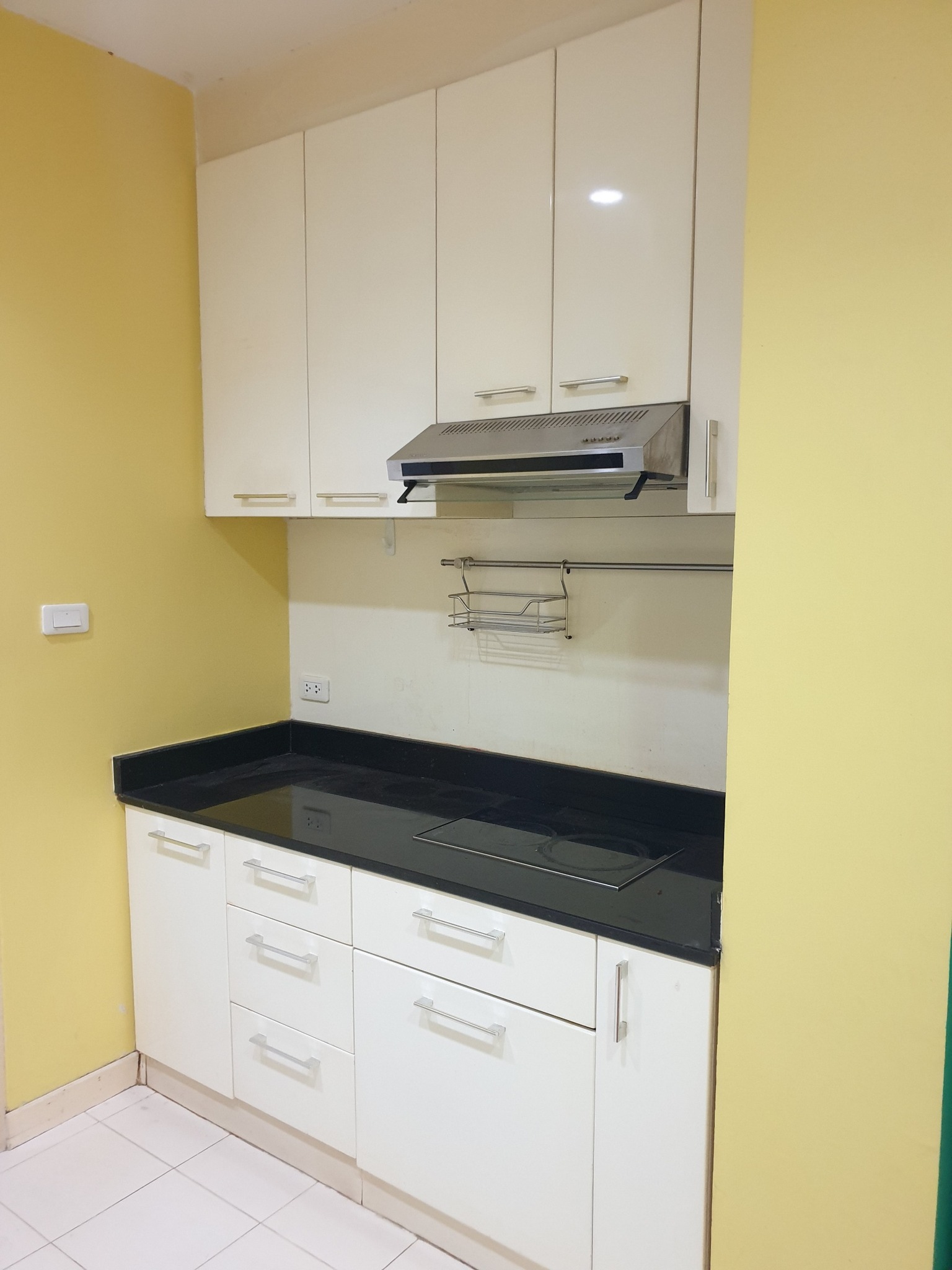 ให้เช่าห้องแบบ 2ห้องนอน 1ห้องน้ำ โซนพื้นที่ MRT พระราม 9 คอนโด PG Rama 9 (พีจี พระราม 9) High Rise ขนาดห้อง 60 ตรม. ชั้น 14 ตึก B