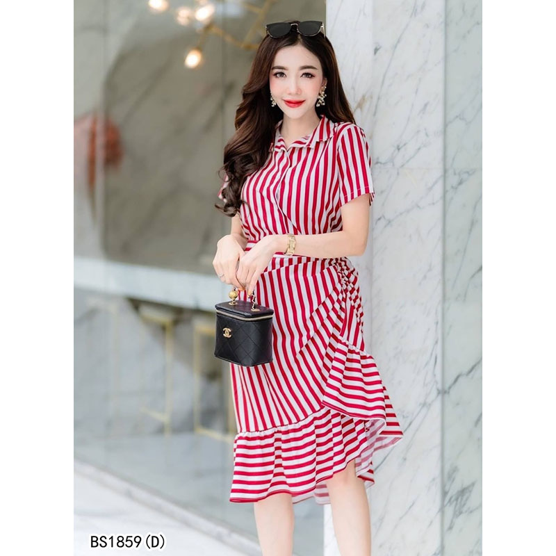 kudapy Set 2 ชิ้น สีแดง/ดำ เสื้อเชิ๊ตแขนสั้น ลายริ้ว เนื้อผ้าไหมอิตาลี + กระโปรงแต่งระบายจับจีบข้างเอว ลายริ้วเนื้อผ้าไหมอิตาลี