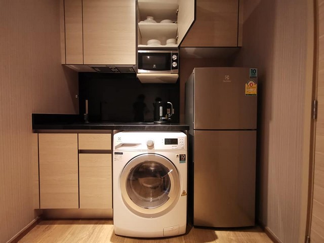 ให้เช่า Park 24 (พาร์ค 24) แต่งครบๆแบบเอาเสื้อผ้ามาอย่างเดียวอยู่ได้เลย