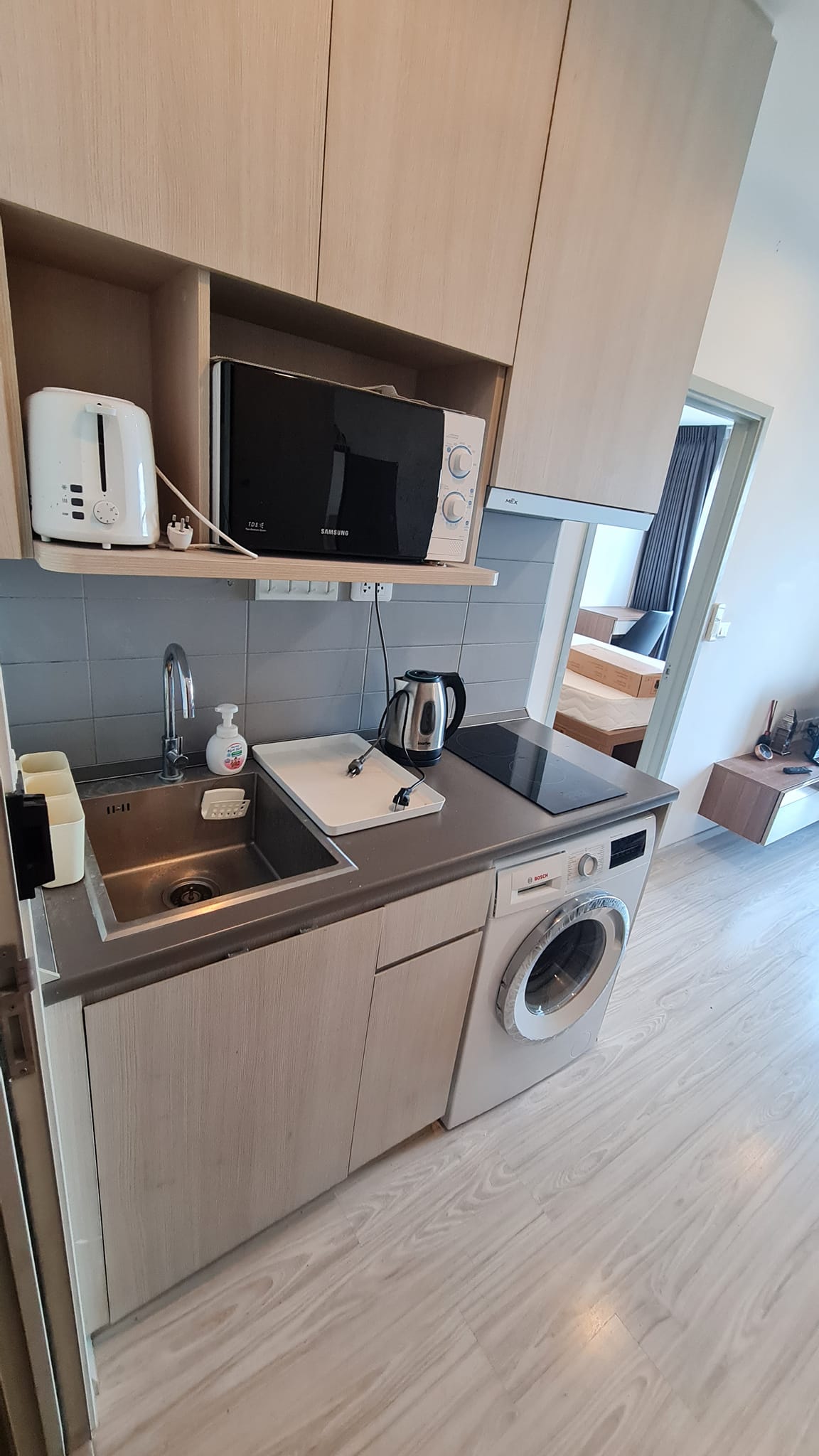 ปล่อยเช่าคอนโด IDEO MOBI Sukhumvit Eastgate (ไอดีโอ โมบิ สุขุมวิท อีสท์เกต) - 1ห้องนอน 1ห้องน้ำ 1ห้องนั่งเล่น - ใกล้ BTS บางนา - ขนาดห้อง 30.39 ตรม. ชั้น 14