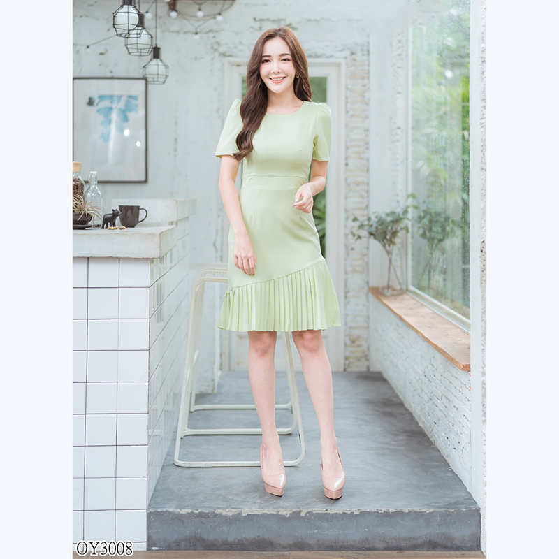 kudapy เดรสสั้นสีเขียว/ม่วง/ชมพู ใส่ทำงานชายพลีท ออกงานสวยดูดีน่ารัก