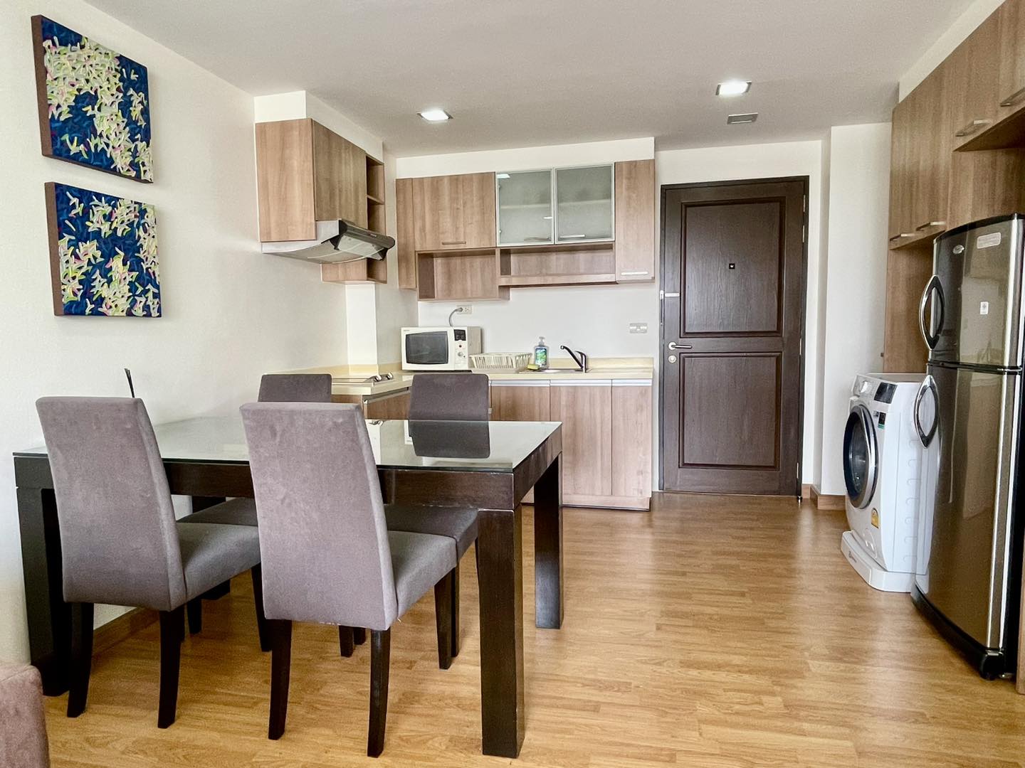 ปล่อยเช่าคอนโด The Alcove 49 (ดิ แอลโคฟ 49) - 2ห้องนอน 1ห้องนั่งเล่น 2ห้องน้ำ - ใกล้ BTS ทองหล่อ