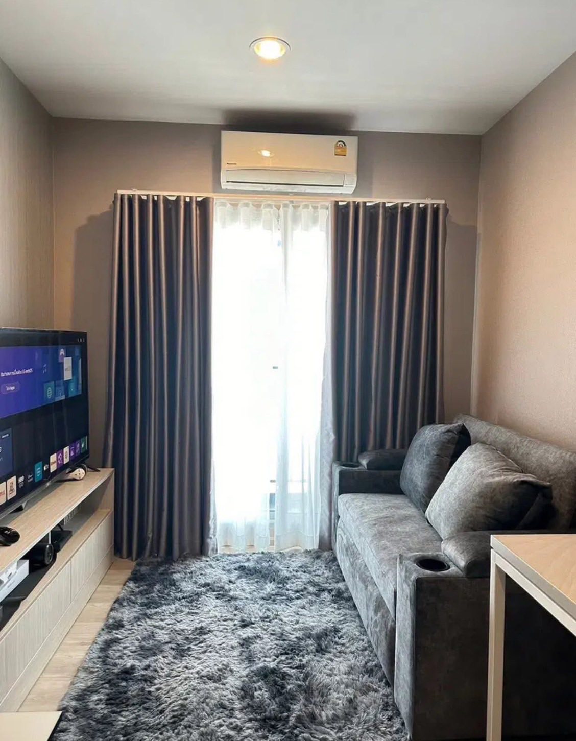 ให้เช่าคอนโด Niche Mono Ramkhamhaeng (นิช โมโน รามคำแหง) โซน รถไฟฟ้า MRT รามคำแหง 34 ห้องแบบ 1ห้องนอน / 1ห้องน้ำ / โซนครัวปิด ขนาดห้อง 30 ตรม. ชั้น 21 ตึก A