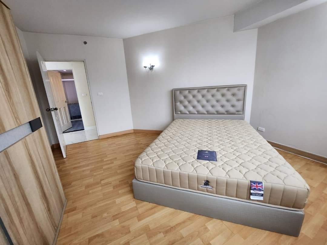 ปล่อยเช่าคอนโด Supalai Park Phaholyothin (ศุภาลัย ปาร์ค พหลโยธิน) - 3ห้องนอน 3ห้องน้ำ 1ห้องนั่งเล่น - ใกล้ BTS พหลโยธิน 24 - ขนาดห้อง 131 ตรม. ชั้น 28 ตึก 3