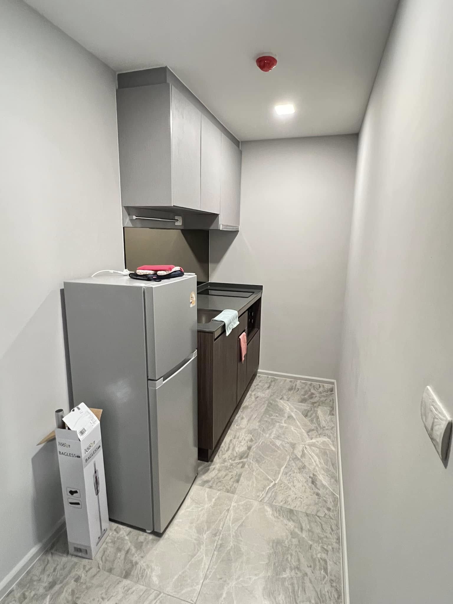 ปล่อยเช่า Quintara Phume Sukhumvit 39 (ควินทารา ภูม สุขุมวิท 39) - โซนพื้นที่ MRT เพชรบุรี BTS พร้อมพงษ์ 1ห้องนอน 1ห้องน้ำ 1ห้องนั่งเล่น - ขนาดห้อง 30 ตรม. ชั้น 8 - ให้เช่า 16,000 ต่อเดือน