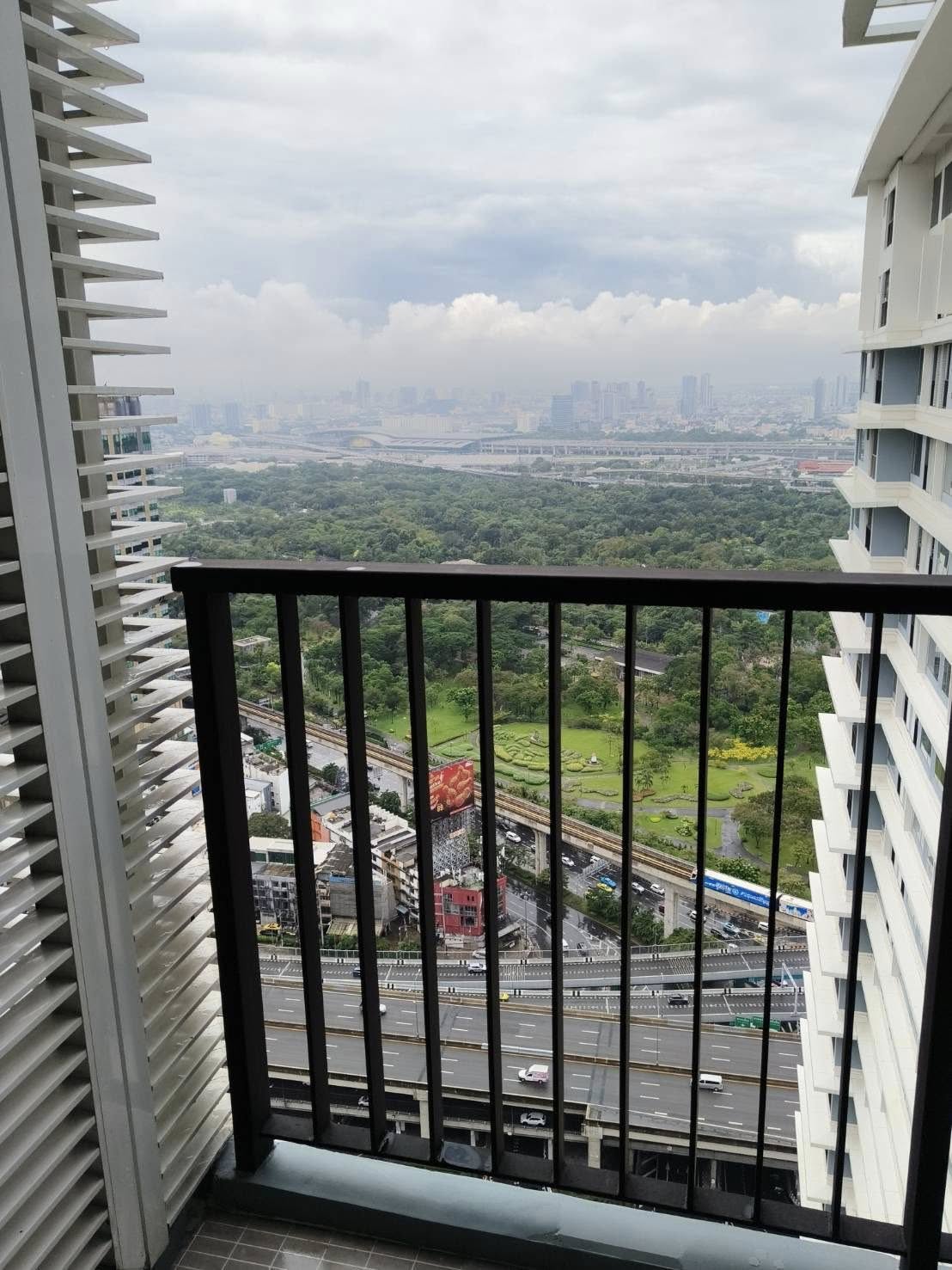 ให้เช่า ชื่อโครงการ The Saint Residences (เดอะ เซนต์ เรสซิเดนซ์) 2นอน 2น้ำ ขนาด 57 ตรม ชั้น 39 ราคา 28,000