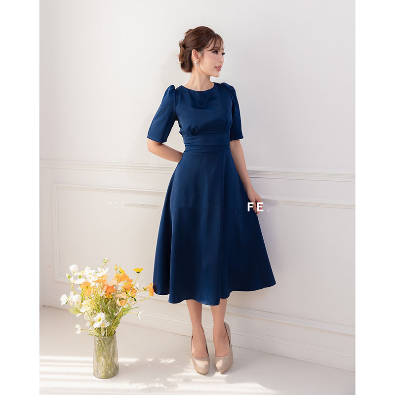 kudapy เดรสสั้นสีโอวัลติน/สีกรม/สีแดง/สีขาว กระโปรงบาน แขนสั้น ทรงรุ่นนี้ใส่แล้วสวยหวาน