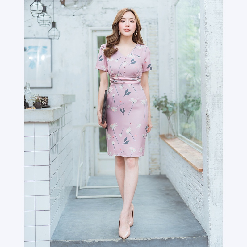 kudapy เดรสสั้นคอวี พิมพ์ลายดอกสีกรม.แต่งกระโปรงกระดุมหน้าดูดีสวยใส่สบายตัว