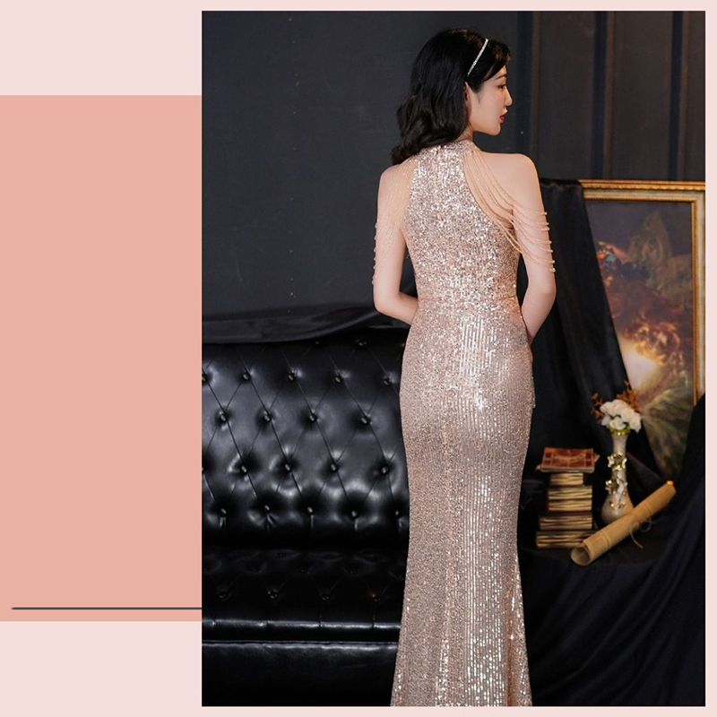 kudapy เดรสยาวสีทอง ออกงาน ชุดไปงานแต่งงาน เดรสยาวเว้าไหล่แต่งลูกปัด ผ้าปักเหลื่อม เรียบหรู ดูแพง