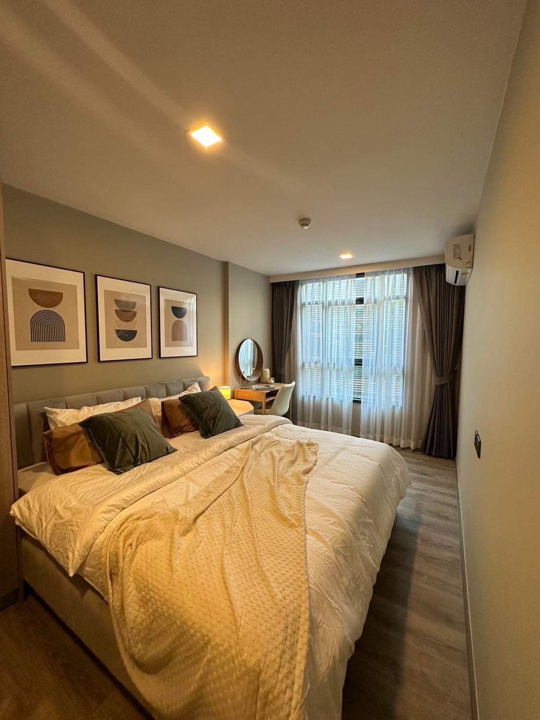 โซนพื้นที่ MRT รัชดา ให้เช่าห้องแบบ 1ห้องนอน 1ห้องน้ำ คอนโด Maestro 19 Ratchada 19 - Vipha (มาเอสโตร 19 รัชดา 19 - วิภา) Low Rise ขนาดห้อง 40 ตรม. ชั้น 2 ตึก C