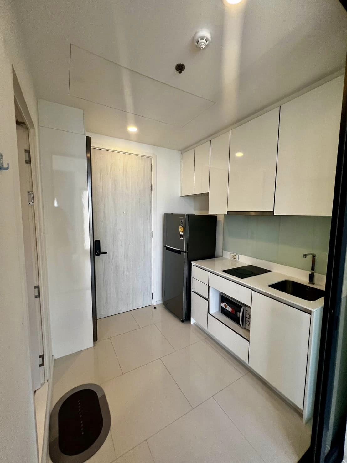 ปล่อยเช่าคอนโด Mazarine Ratchayothin (แมสซารีน รัชโยธิน) - Studio 1ห้องน้ำ 1ห้องครัว - ใกล้ BTS รัชโยธิน - ขนาดห้อง 25 ตรม. ชั้น 17