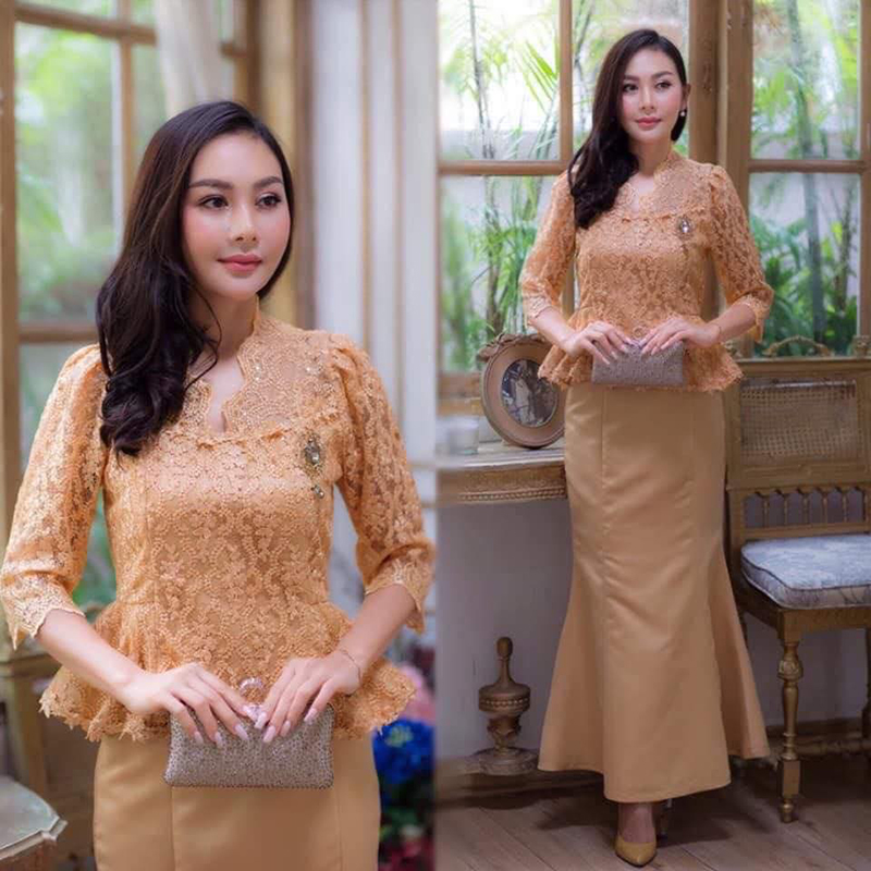 kudapy ชุด set เสื้อลูกไม้ใยบวบผสมเลื่อมเกรดพรีเมี่ยมสีน้ำเงิน/สีม่วงบานเย็น/สีทอง ซิปหลัง มาพร้อมกับกระหางปลางานผ้าซาติน มีซับทั้งเสื้อและกระโปรง