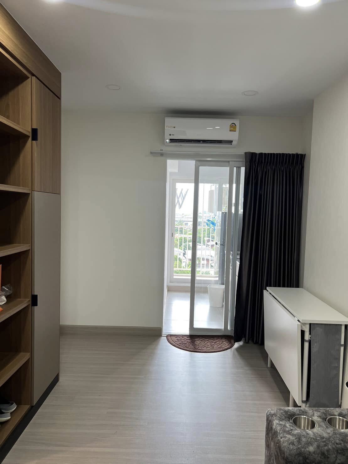 ปล่อยเช่า Supalai City Resort Charan 91 (ศุภาลัย ซิตี้ รีสอร์ท จรัญ 91) - โซนพื้นที่ MRT บางอ้อ 1ห้องนอน 1ห้องน้ำ 1ครัว - ขนาดห้อง 35 ตรม. ชั้น 8 ตึก 4 - ให้เช่า 11,000 ต่อเดือน