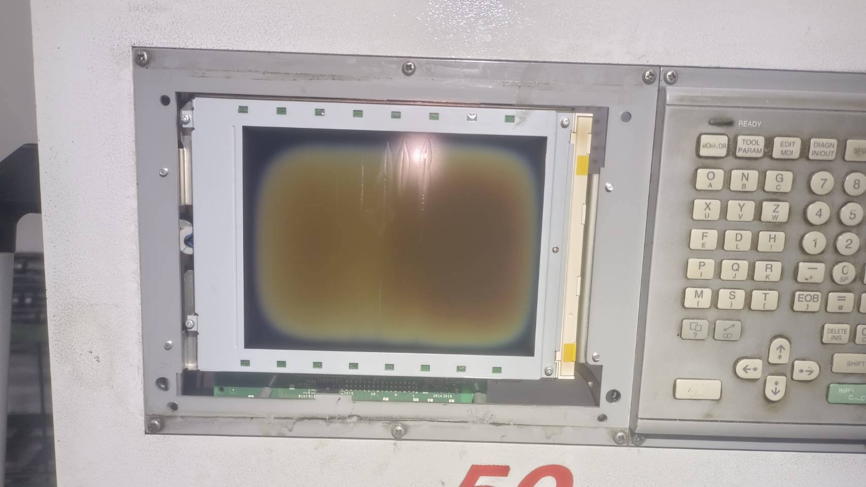 เปลี่ยนหน้าจอเครื่อง cnc controller Mitsubishi M64s ตัวนี้จอ LCD mono ขาวดำ