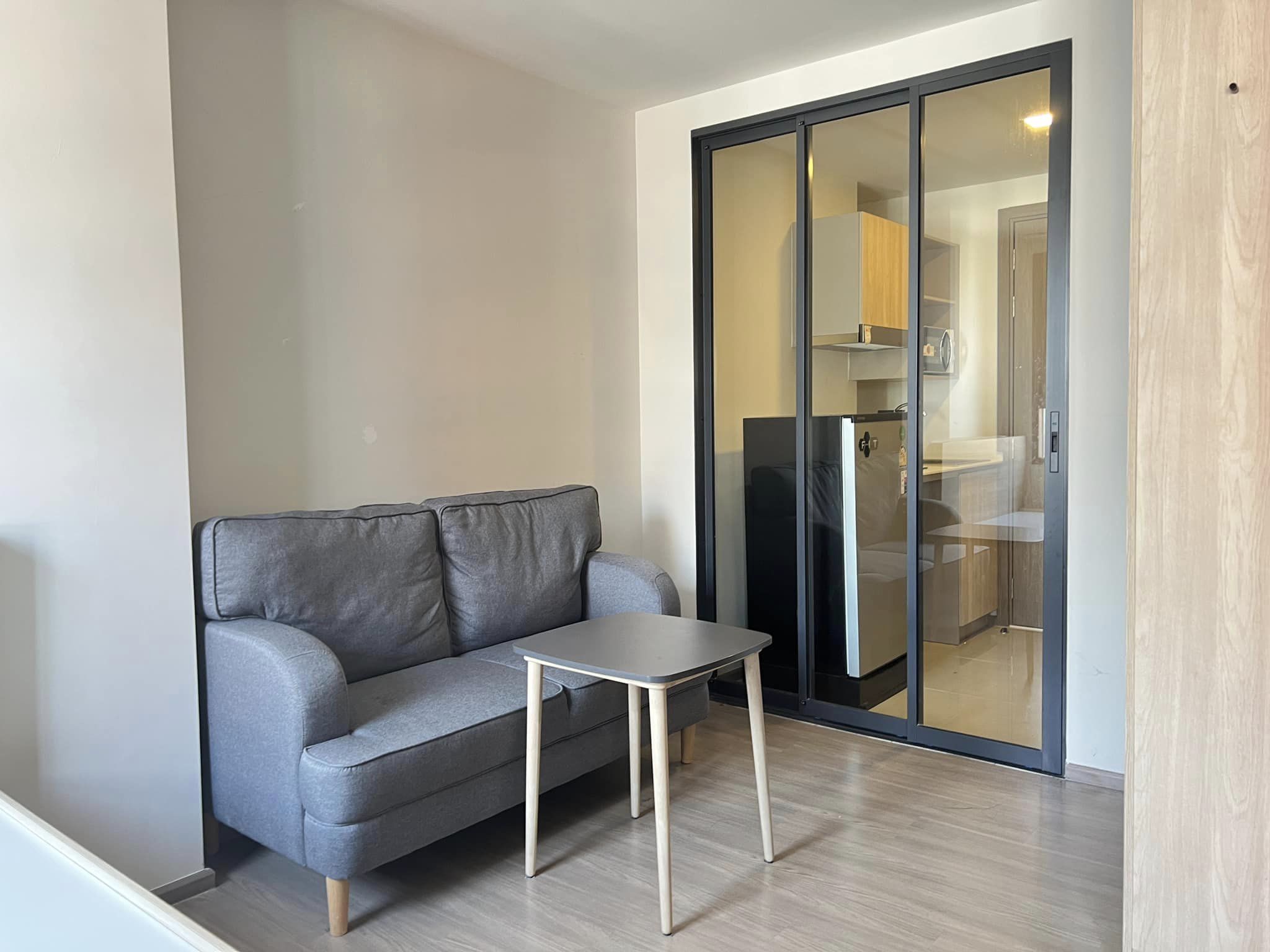 ปล่อยเช่าคอนโด THE MUVE Bangna (เดอะ มูฟ บางนา) - ใกล้เซ็นทรัลบางนา เฟอร์เครื่องใช้ไฟฟ้าครบครั้น