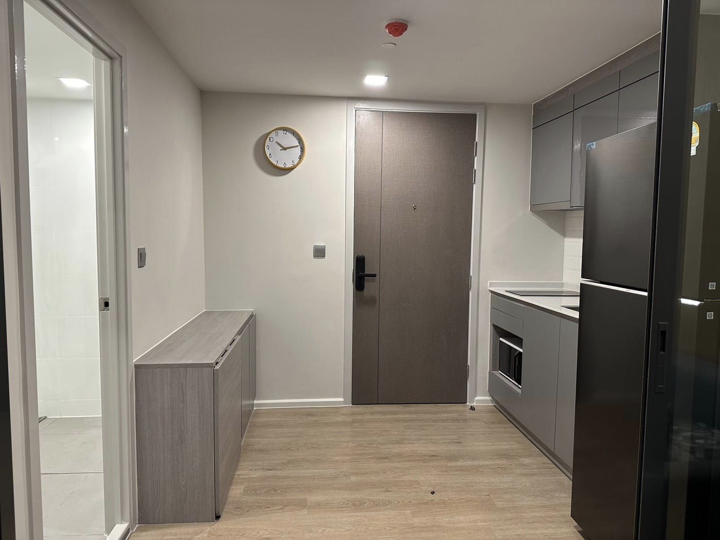 ปล่อยเช่าคอนโด Modiz Rhyme Ramkhamhaeng (โมดิซ ไรห์ม รามคำแหง) - Duplex2ขั้นน่าอยู่มาก เฟอร์เครื่องใช้ไฟฟ้าครบครั้น - การเดินทาง: เพียง 80 ม. MRT รามคำแหง