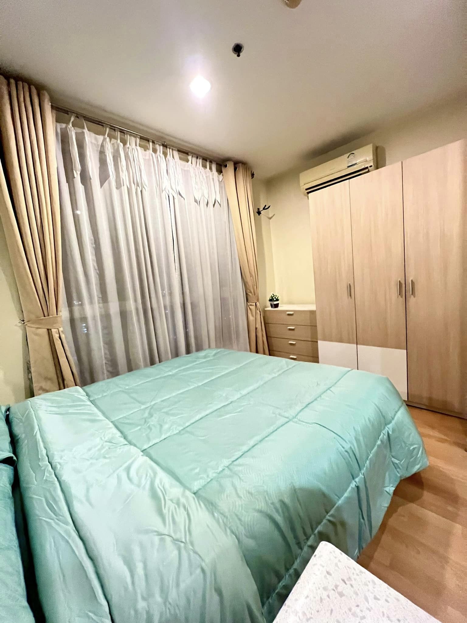 ปล่อยเช่าคอนโด Life @ Phahon - Ari (ไลฟ์ แอท พหลฯ - อารีย์) - 1ห้องนอน 1ห้องน้ำ 1ห้องนั่งเล่น - ใกล้ BTSสะพานควาย - ขนาดห้อง 31 ตรม. ชั้น 17