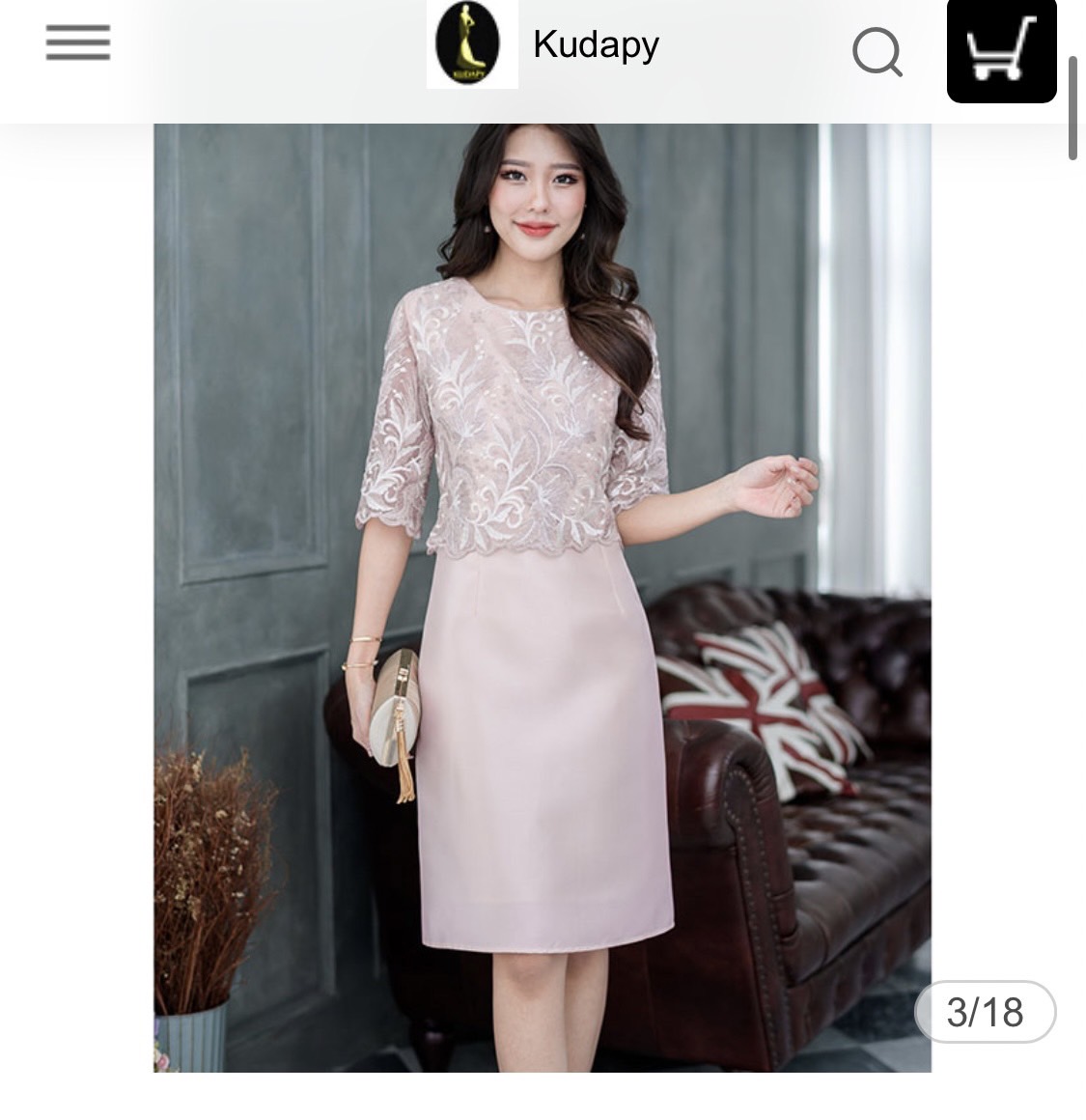 kudapy เดรสสั้นสีชมพู ครีม ฟ้า ชาไทย ผ้าบาร์บี้ เนื้อดี ยืดหยุ่น คัตติ้ง เอวสูงปรี๊ด จีบใต้อก กระโปรงบานตีเกร็ดเอว