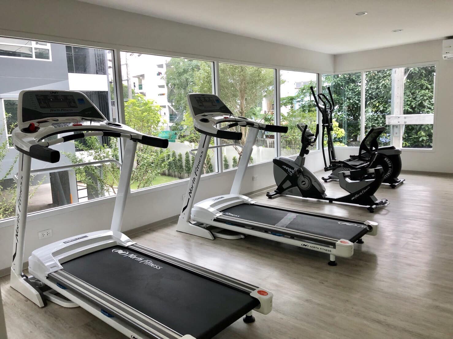 ปล่อยเช่าคอนโด Regent Home Sukhumvit 81 (รีเจ้นท์ โฮม สุขุมวิท 81) - 1ห้องนอน 1ห้องน้ำ 1ห้องนั่งเล่น 1ห้องครัว - ใกล้ BTS อ่อนนุช - ขนาดห้อง 28 ตรม. ชั้น 5 วิวสระ