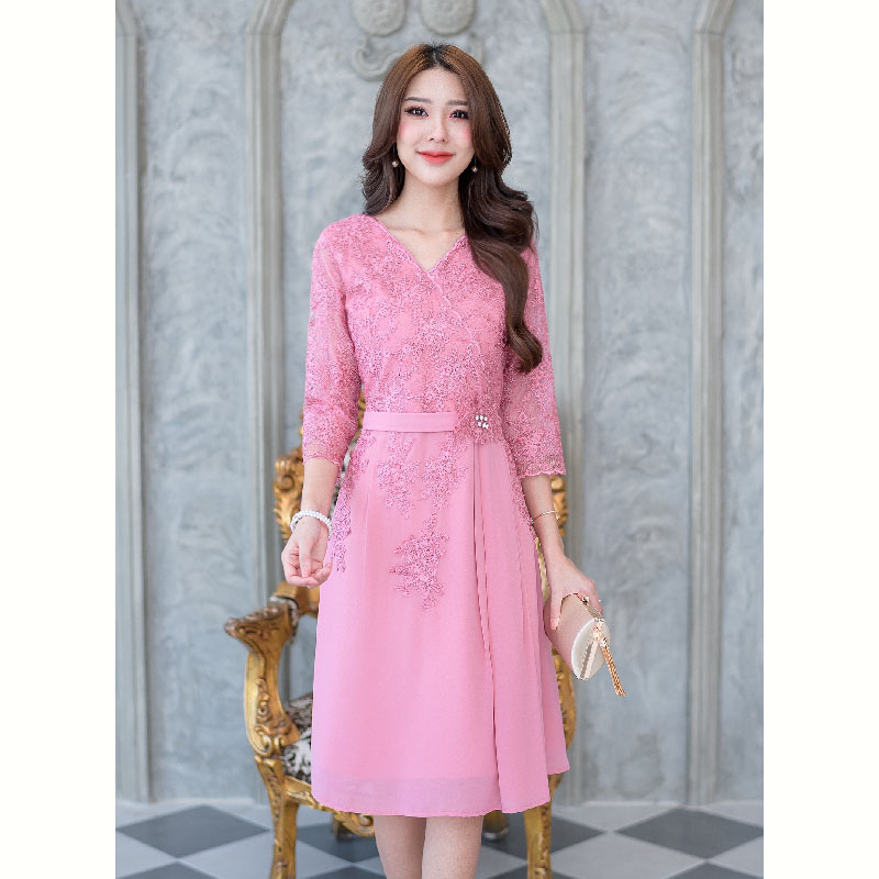 kudapy เดรสสั้นสีม่วง/สีดำ/สีแดง/สีกรม/สีชมพู ลูกไม้ปักเกรดพรีเมี่ยมสวยหรูตกแต่งเลื่อมทั้งตัว ช่วงกระโปรงเป็นผ้า chiffon พริ้วสวย