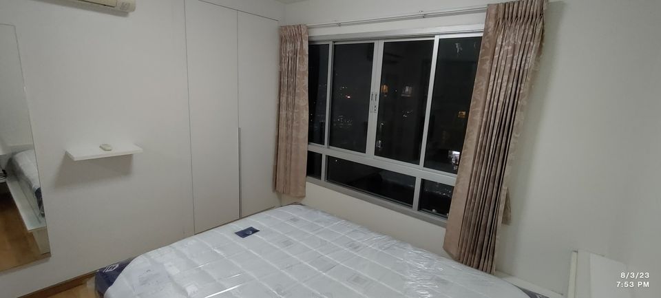 ให้เช่าห้องน่าอยู่เฟอร์เครื่องใช้ไฟฟ้าครบมีเครื่องซักผ้า สอบถามแอด Line ID : Smile-easy ที่ เดอะ ทรัสต์ เรสซิเด้นซ์ รัชดา - พระราม 3