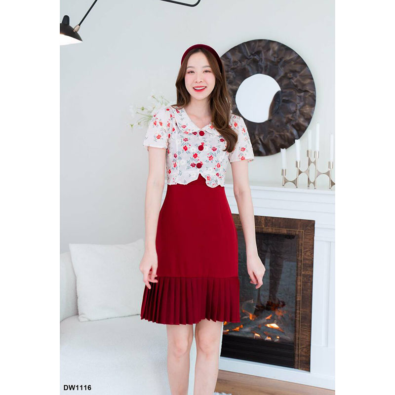 kudapy เดรสสั้น ชายกระโปรงพีชแต่งเสื้อลายดอก