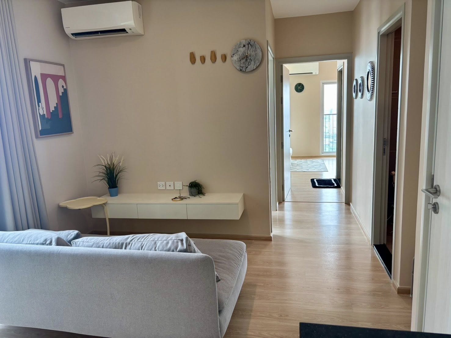 ให้เช่าคอนโด Noble Revolve Ratchada 2 (โนเบิล รีวอลฟ์ รัชดา 2) โซนพื้นที่ MRT ศูนย์วัฒนธรรม ห้องแบบ 2ห้องนอน / 2ห้องน้ำ ขนาดห้อง 50 ตรม. ชั้น 40