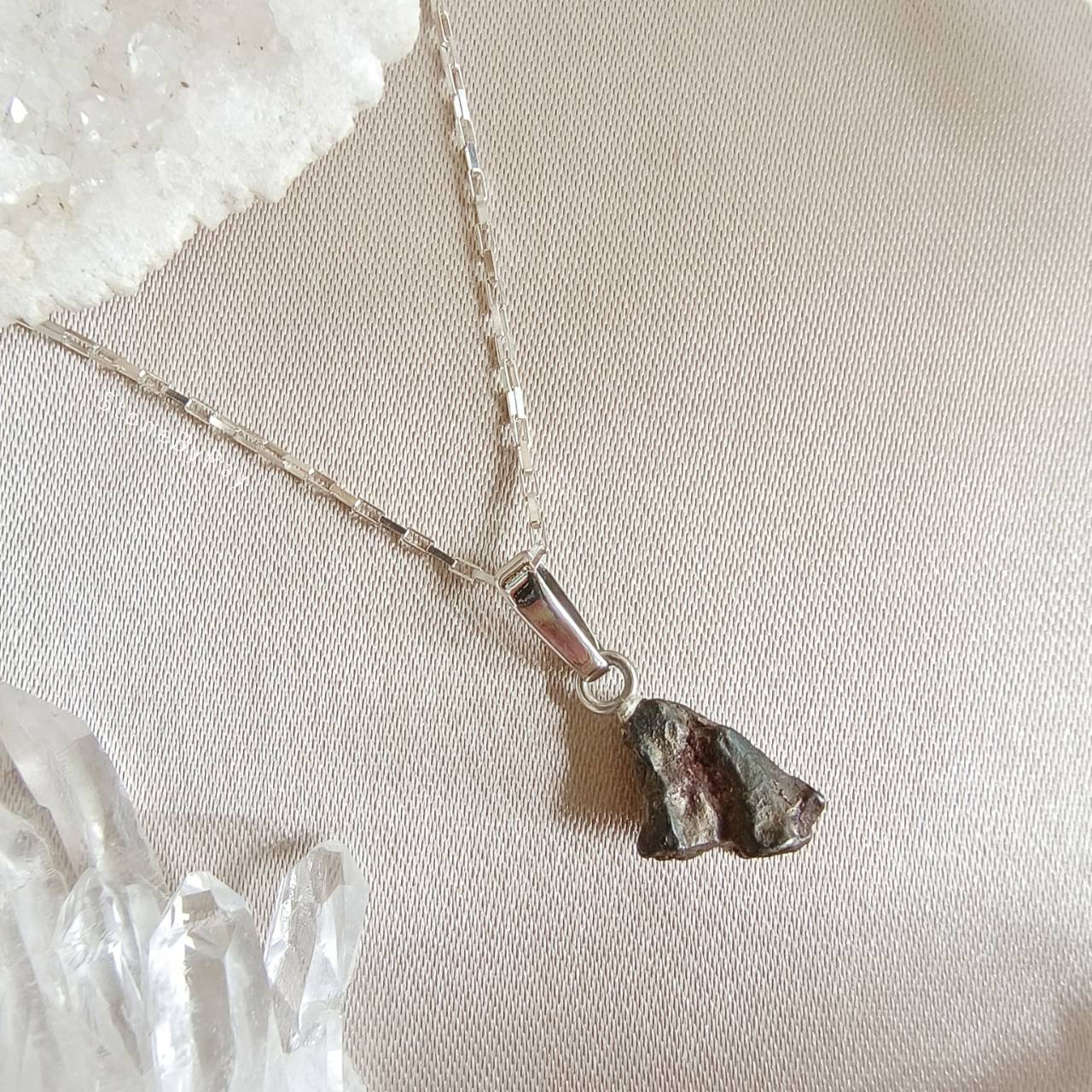 สร้อยคอเงินจี้อุกกาบาตเหล็กแคมโป เดล เชียโล Campo Del Cielo Meteorite