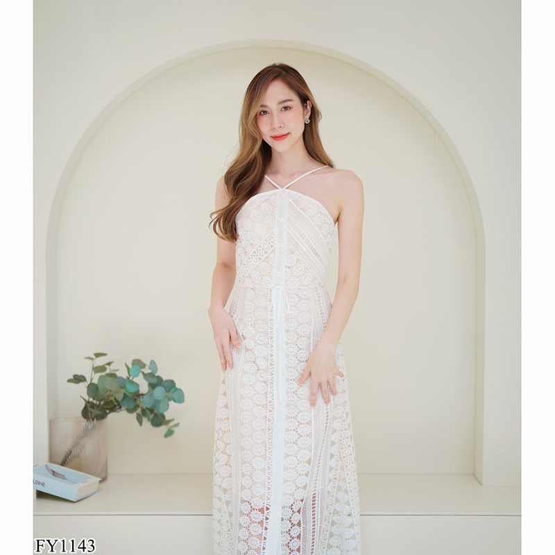 kudapy เดรสยาวสีขาว/สีม่วง สายเดี่ยวมีกระดุมตรงกลาง