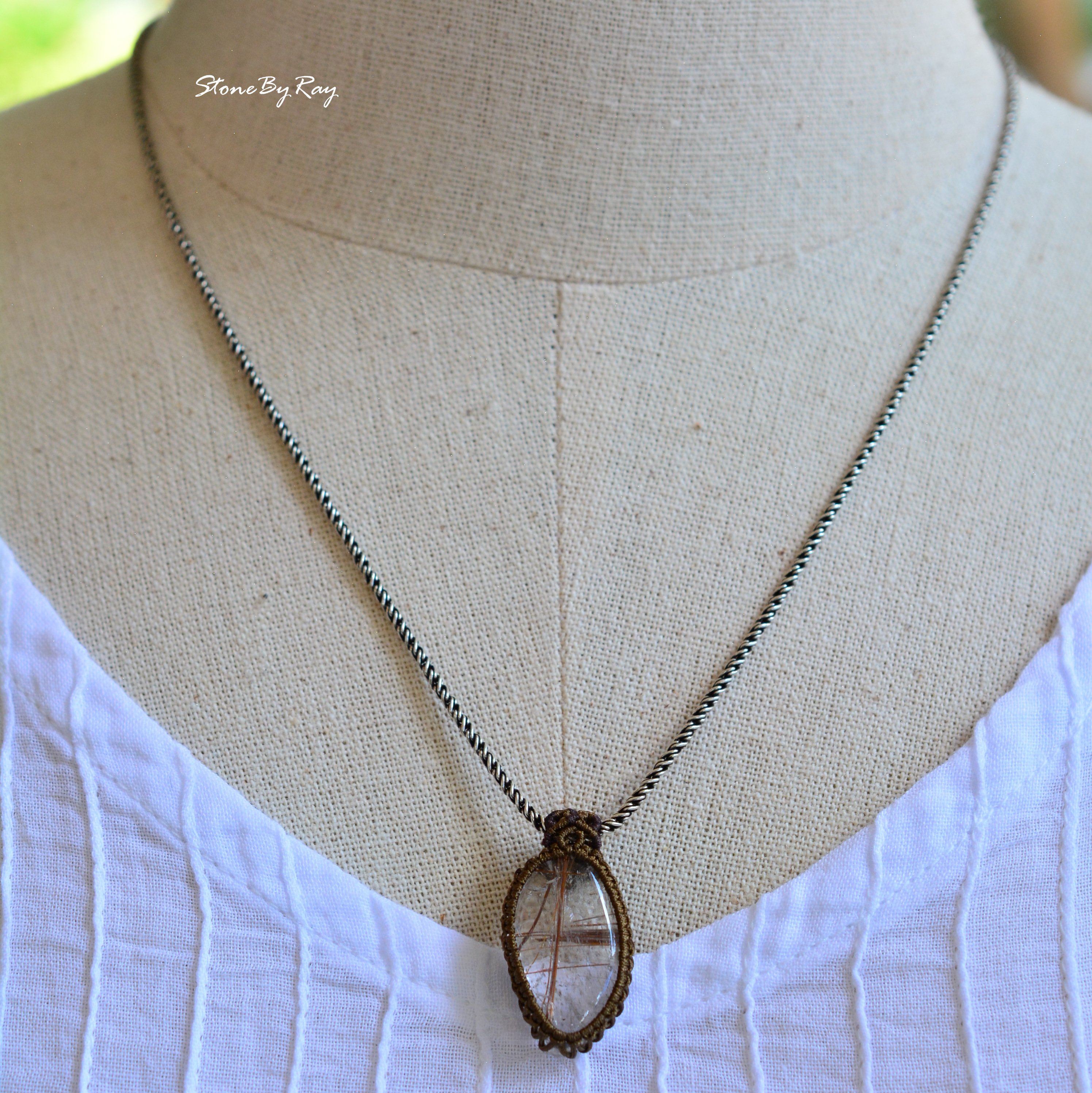 สร้อยคอเงินจี้หินไหมเศรษฐี