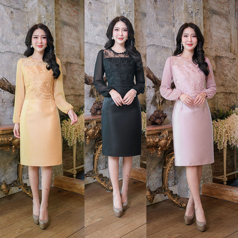 kudapy เดรสสั้นสีชมพูหม่น/สีเหลืองทอง/สีดำ ผ้าไหมรุ่นนี้สวยแนะนำค่ะ ด้านหน้าตัวเสื้อตกแต่งด้วยลูกไม้เงา ช่วงแขนเป็นแขนยาวชีฟองพริ้วๆ ใส่สวยไม่ร้อน
